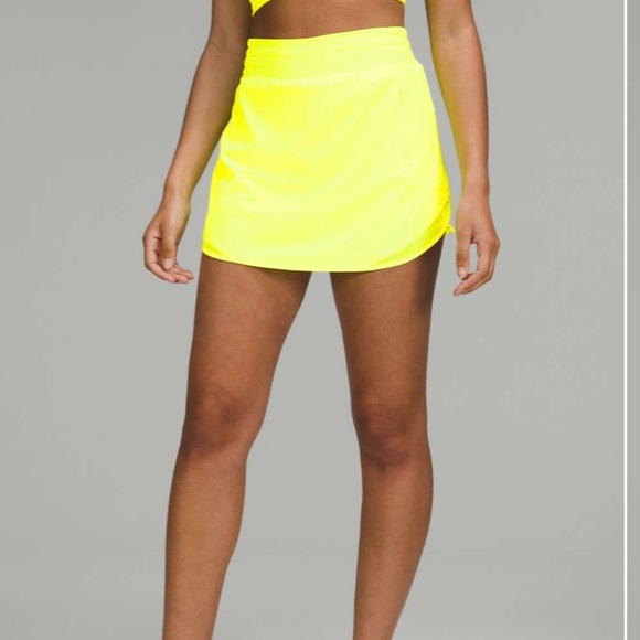 Lululemon HOTTY HOT Neon Yellow Athletic Skort - Picture 14 of 14